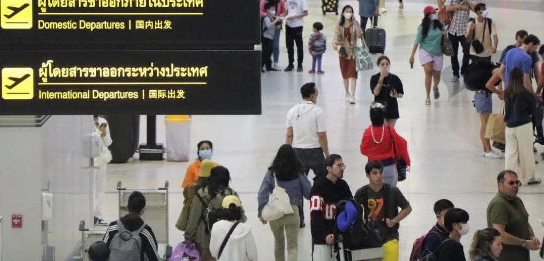 Thailand Tarik Pajak Rp138 Ribu Tiap Penumpang Pesawat Mulai 2025